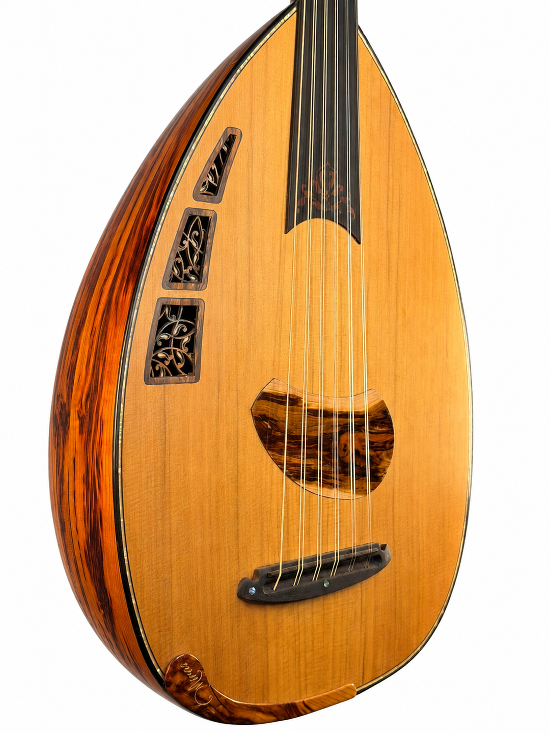 Wyjątkowy arabski oud z drewna morelowego MRS-50 marki Miras