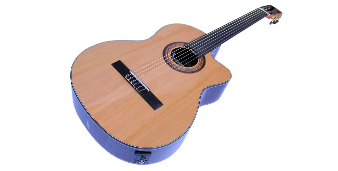 Båndløs elektrisk klassisk guitar med equalizer CP-3